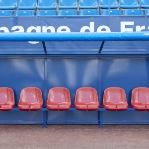 Abri de touche euro – ht 1m63 – long 3m20 – 6 places